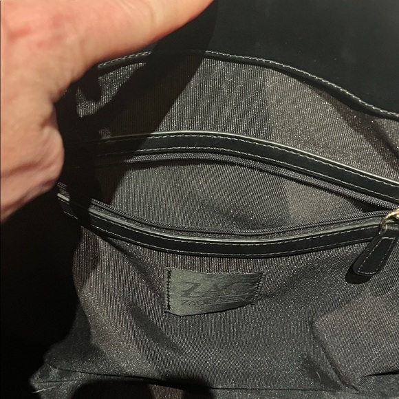 Zac Posen Sleek Black Tote with Gold Details - Picture 4 of 5